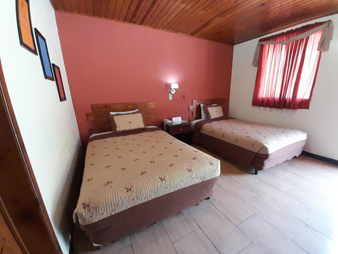 Hotel Y Restaurante Villa Esmeralda Quetzaltenango Kültér fotó